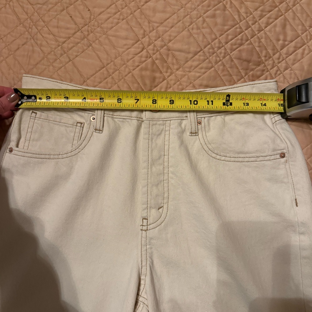 High Rise Straight Cream Frayed hem Jeans - Picture 8 of 11